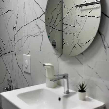 The Newspapers 公寓