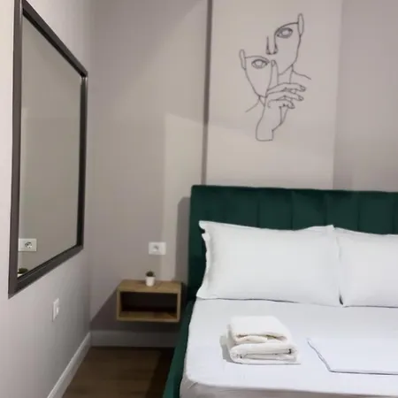 The Newspapers * טיראנה