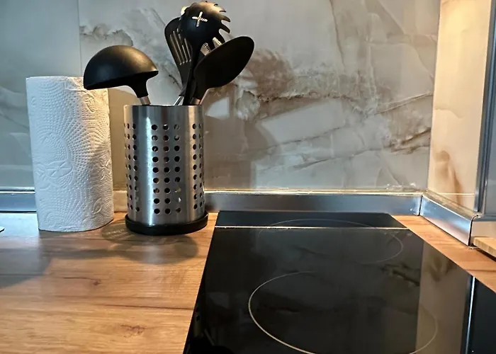 דירה The Newspapers *